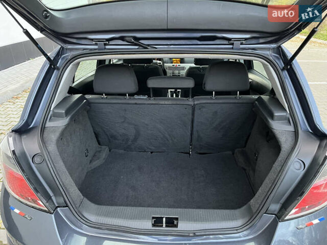 Серый Опель Астра, объемом двигателя 1.6 л и пробегом 207 тыс. км за 5800 $, фото 34 на Automoto.ua