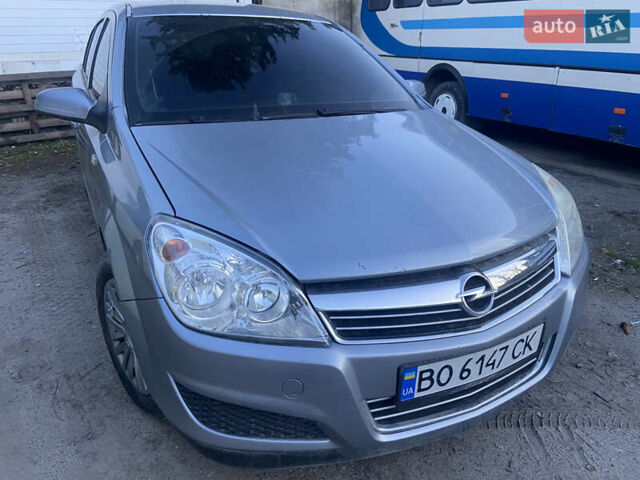 Сірий Опель Астра, об'ємом двигуна 1.7 л та пробігом 264 тис. км за 4800 $, фото 1 на Automoto.ua