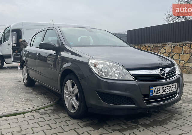 Серый Опель Астра, объемом двигателя 1.7 л и пробегом 285 тыс. км за 5399 $, фото 16 на Automoto.ua