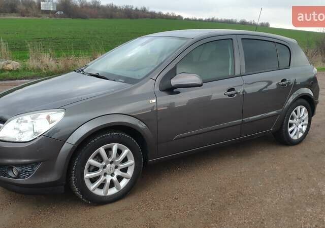 Сірий Опель Астра, об'ємом двигуна 1.8 л та пробігом 196 тис. км за 7300 $, фото 2 на Automoto.ua