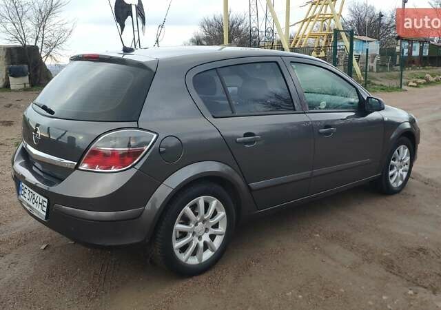 Сірий Опель Астра, об'ємом двигуна 1.8 л та пробігом 196 тис. км за 7300 $, фото 6 на Automoto.ua