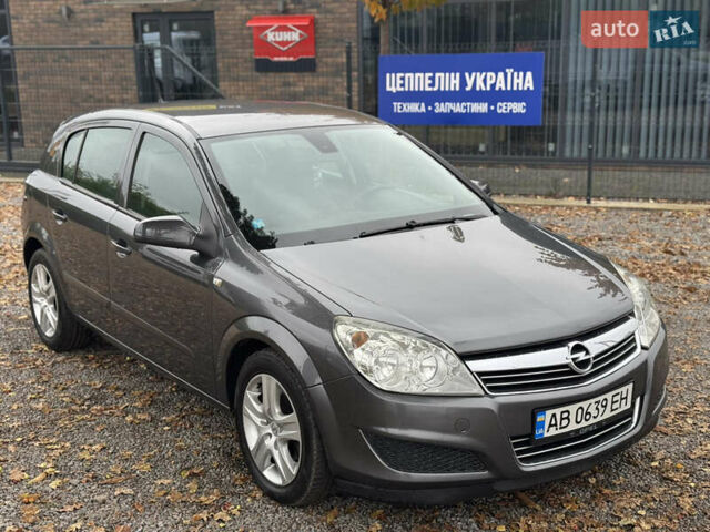 Опель Астра 2008 в Виннице на Automoto.ua Серый Опель Астра, объемом двигателя 1.7 л и пробегом 286 тыс. км за 5199 $, фото 3 на Automoto.ua