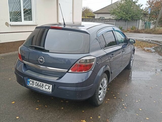 Серый Опель Астра, объемом двигателя 1.4 л и пробегом 212 тыс. км за 4000 $, фото 6 на Automoto.ua