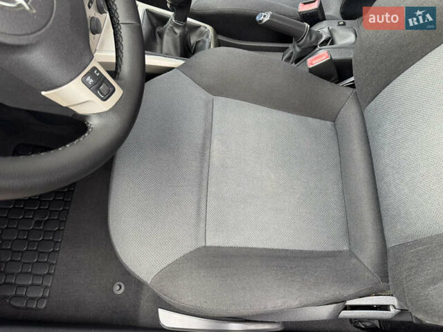 Сірий Опель Астра, об'ємом двигуна 1.6 л та пробігом 244 тис. км за 5900 $, фото 7 на Automoto.ua