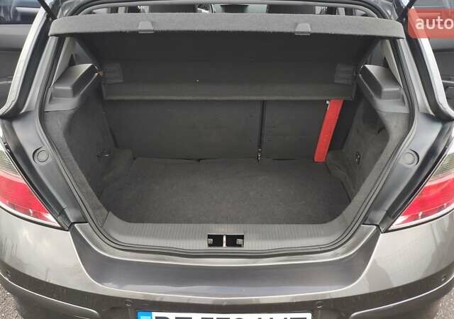 Сірий Опель Астра, об'ємом двигуна 1.8 л та пробігом 196 тис. км за 7300 $, фото 11 на Automoto.ua