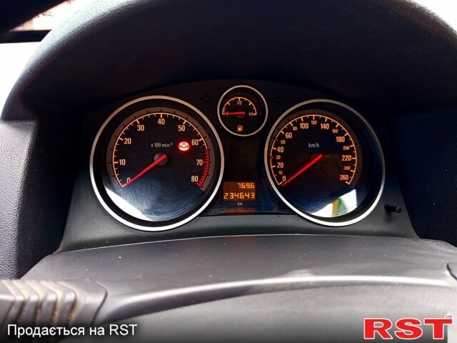 Опель Астра 2008 в Гребенке на Automoto.ua Серый Опель Астра, объемом двигателя 1.6 л и пробегом 0 тыс. км за 5200 $, фото 7 на Automoto.ua