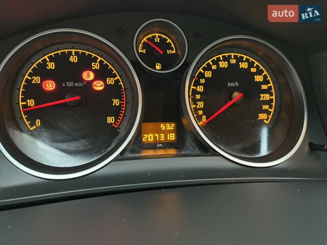 Серый Опель Астра, объемом двигателя 1.6 л и пробегом 207 тыс. км за 5800 $, фото 28 на Automoto.ua