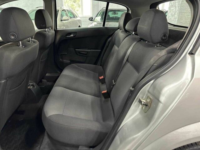 Серый Опель Астра, объемом двигателя 1.6 л и пробегом 117 тыс. км за 6999 $, фото 14 на Automoto.ua