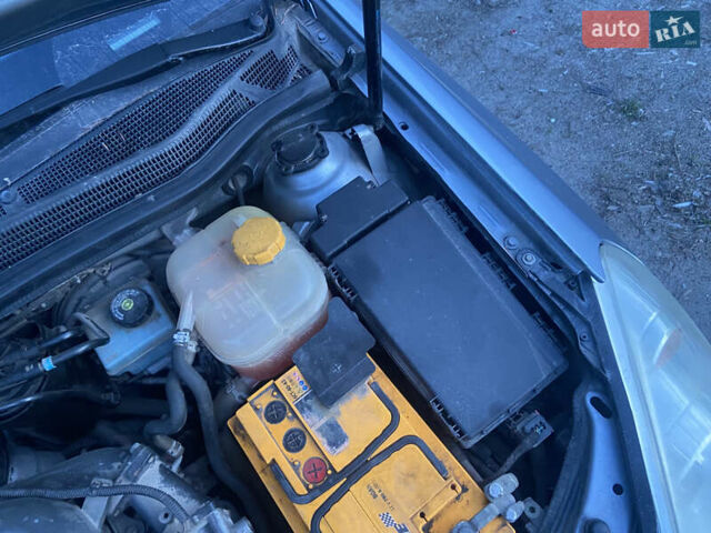 Сірий Опель Астра, об'ємом двигуна 1.7 л та пробігом 264 тис. км за 4800 $, фото 10 на Automoto.ua