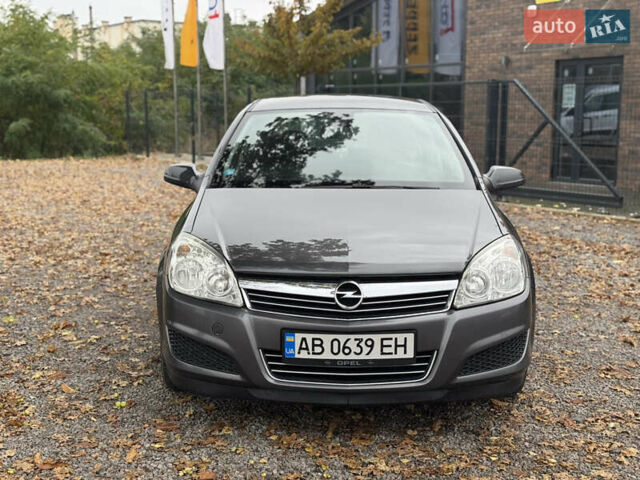 Опель Астра 2008 в Виннице на Automoto.ua Серый Опель Астра, объемом двигателя 1.7 л и пробегом 286 тыс. км за 5199 $, фото 1 на Automoto.ua