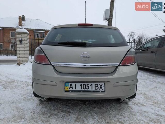 Серый Опель Астра, объемом двигателя 1.4 л и пробегом 174 тыс. км за 4800 $, фото 1 на Automoto.ua