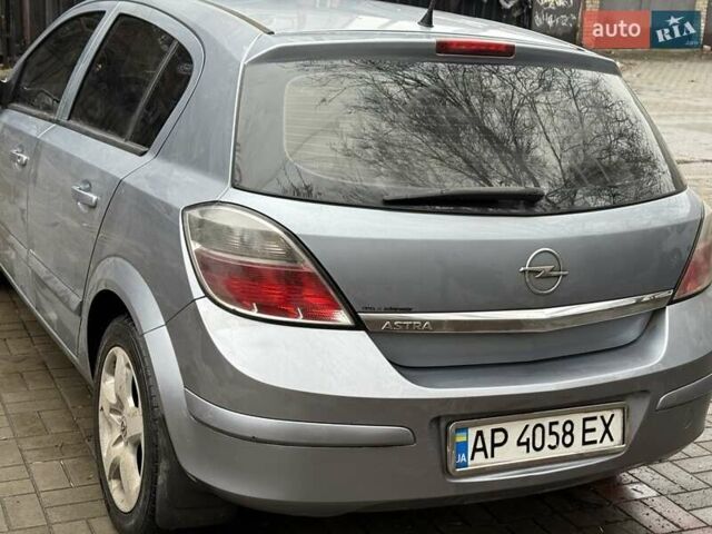 Серый Опель Астра, объемом двигателя 1.36 л и пробегом 260 тыс. км за 4500 $, фото 4 на Automoto.ua
