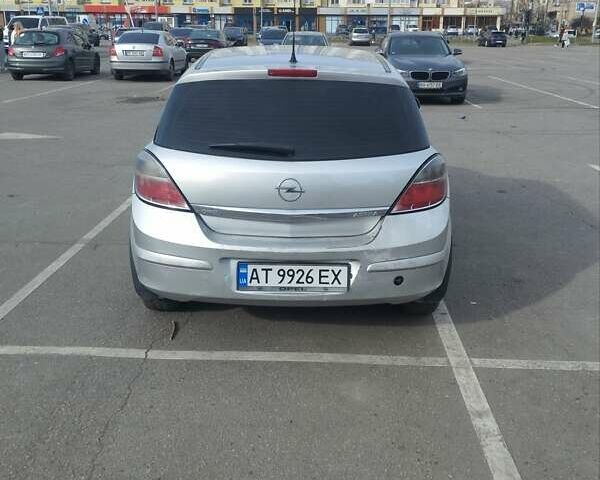 Серый Опель Астра, объемом двигателя 1.4 л и пробегом 202 тыс. км за 4200 $, фото 7 на Automoto.ua