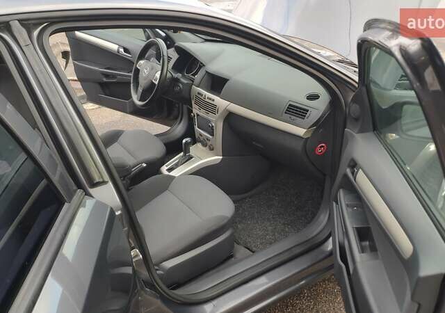 Сірий Опель Астра, об'ємом двигуна 1.8 л та пробігом 196 тис. км за 7300 $, фото 13 на Automoto.ua