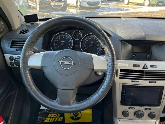 Серый Опель Астра, объемом двигателя 1.6 л и пробегом 207 тыс. км за 4900 $, фото 20 на Automoto.ua