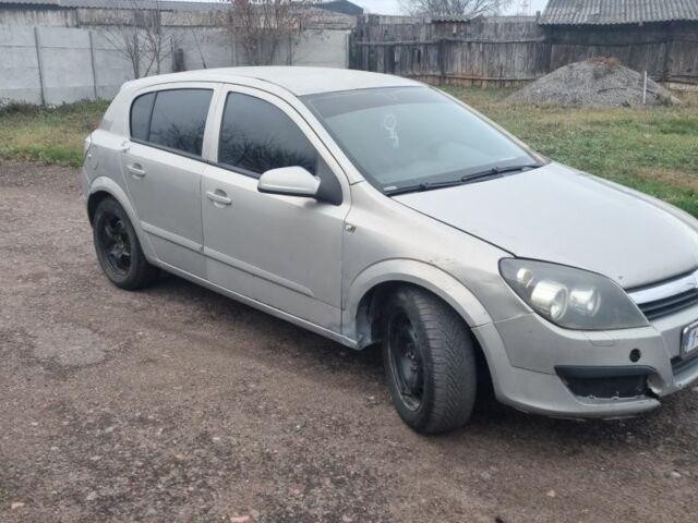 Серый Опель Астра, объемом двигателя 1.9 л и пробегом 300 тыс. км за 1500 $, фото 3 на Automoto.ua