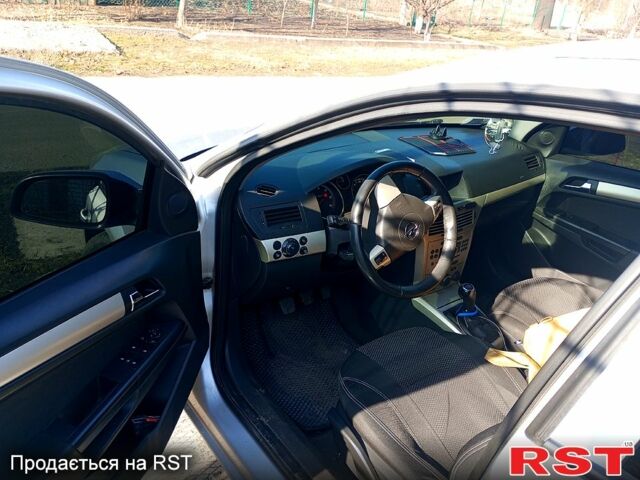 Сірий Опель Астра, об'ємом двигуна 1.7 л та пробігом 380 тис. км за 4700 $, фото 9 на Automoto.ua