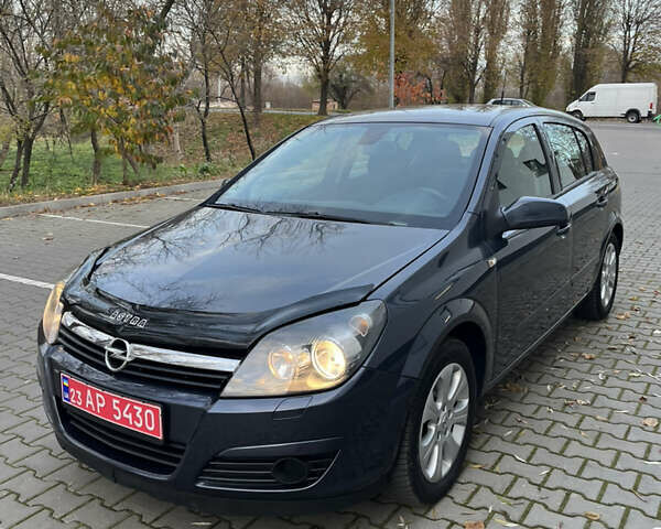 Серый Опель Астра, объемом двигателя 1.6 л и пробегом 207 тыс. км за 5800 $, фото 14 на Automoto.ua