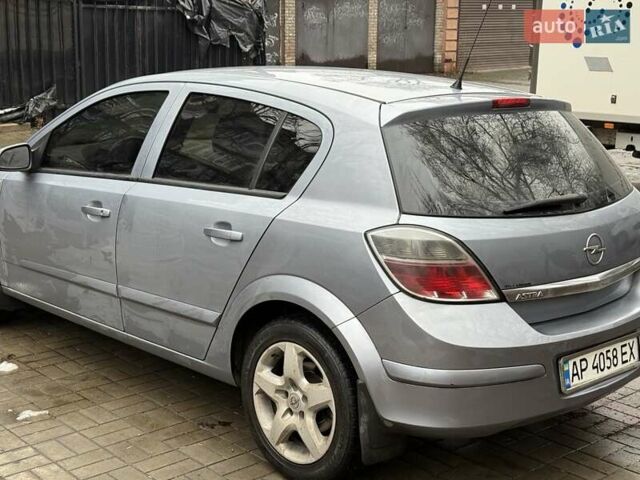 Серый Опель Астра, объемом двигателя 1.36 л и пробегом 260 тыс. км за 4500 $, фото 14 на Automoto.ua