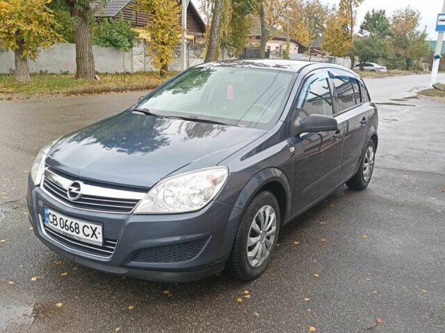 Серый Опель Астра, объемом двигателя 1.4 л и пробегом 212 тыс. км за 4000 $, фото 4 на Automoto.ua