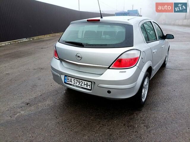 Сірий Опель Астра, об'ємом двигуна 1.6 л та пробігом 180 тис. км за 5700 $, фото 20 на Automoto.ua