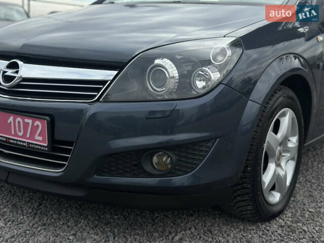 Сірий Опель Астра, об'ємом двигуна 1.6 л та пробігом 215 тис. км за 5800 $, фото 4 на Automoto.ua