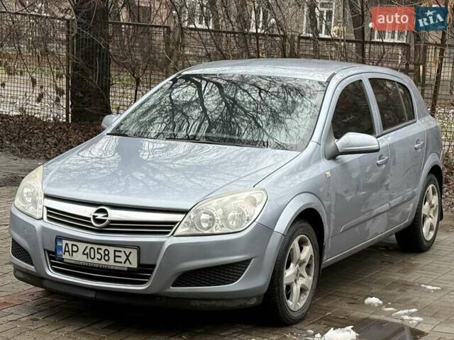 Серый Опель Астра, объемом двигателя 1.36 л и пробегом 260 тыс. км за 4500 $, фото 12 на Automoto.ua