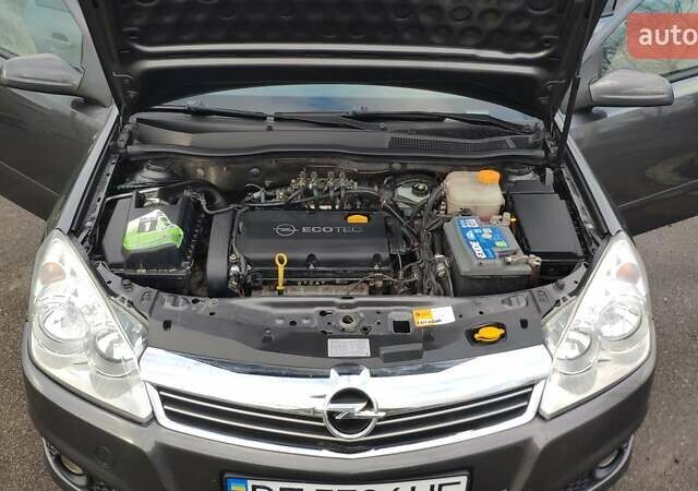 Сірий Опель Астра, об'ємом двигуна 1.8 л та пробігом 196 тис. км за 7300 $, фото 18 на Automoto.ua