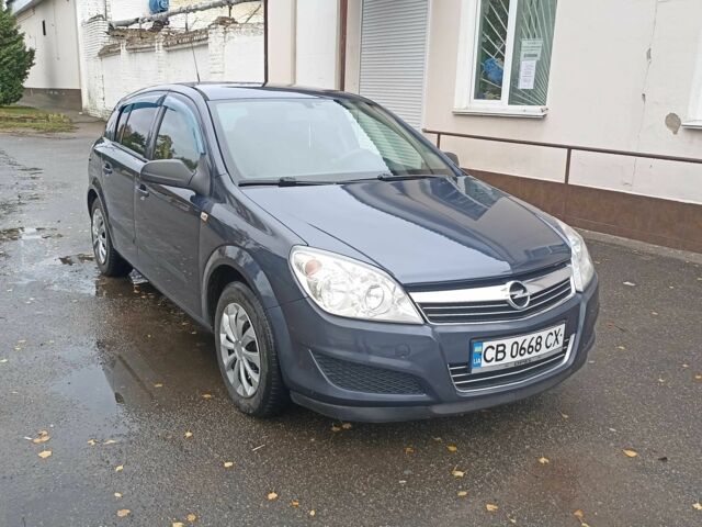 Серый Опель Астра, объемом двигателя 1.4 л и пробегом 212 тыс. км за 4000 $, фото 2 на Automoto.ua