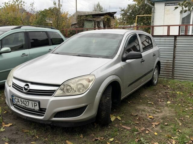 Сірий Опель Астра, об'ємом двигуна 1.4 л та пробігом 180 тис. км за 3610 $, фото 1 на Automoto.ua