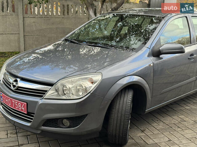 Сірий Опель Астра, об'ємом двигуна 1.6 л та пробігом 244 тис. км за 5900 $, фото 12 на Automoto.ua
