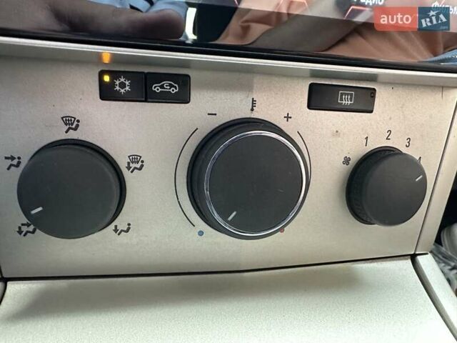 Сірий Опель Астра, об'ємом двигуна 0 л та пробігом 240 тис. км за 5600 $, фото 16 на Automoto.ua