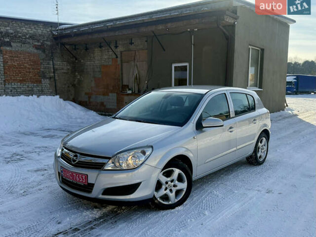 Сірий Опель Астра, об'ємом двигуна 1.8 л та пробігом 233 тис. км за 6499 $, фото 2 на Automoto.ua