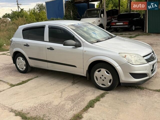 Сірий Опель Астра, об'ємом двигуна 1.4 л та пробігом 227 тис. км за 3800 $, фото 2 на Automoto.ua