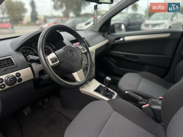 Сірий Опель Астра, об'ємом двигуна 1.6 л та пробігом 215 тис. км за 5800 $, фото 25 на Automoto.ua
