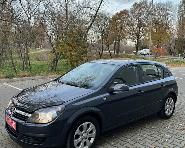 Серый Опель Астра, объемом двигателя 1.6 л и пробегом 207 тыс. км за 5800 $, фото 15 на Automoto.ua