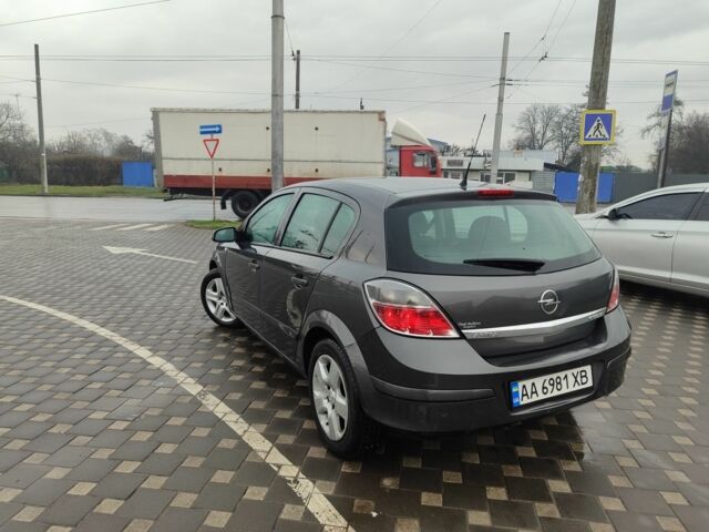 Сірий Опель Астра, об'ємом двигуна 1.2 л та пробігом 280 тис. км за 4300 $, фото 3 на Automoto.ua