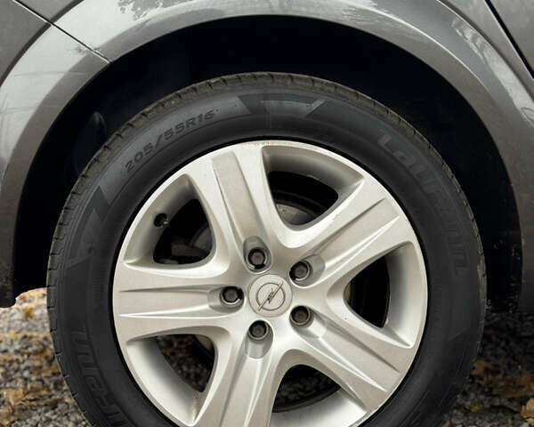 Опель Астра 2008 в Виннице на Automoto.ua Серый Опель Астра, объемом двигателя 1.7 л и пробегом 286 тыс. км за 5199 $, фото 11 на Automoto.ua