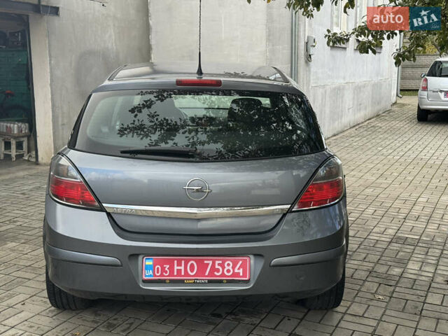 Сірий Опель Астра, об'ємом двигуна 1.6 л та пробігом 244 тис. км за 5900 $, фото 2 на Automoto.ua