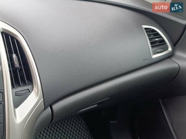 Серый Опель Астра, объемом двигателя 1.6 л и пробегом 141 тыс. км за 7999 $, фото 18 на Automoto.ua
