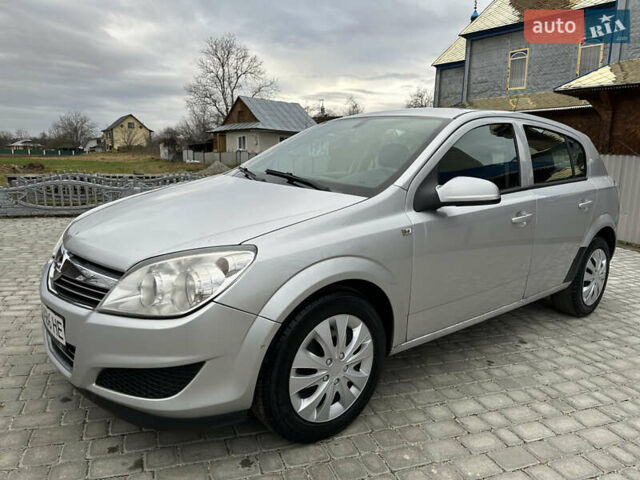 Серый Опель Астра, объемом двигателя 1.25 л и пробегом 194 тыс. км за 3700 $, фото 3 на Automoto.ua