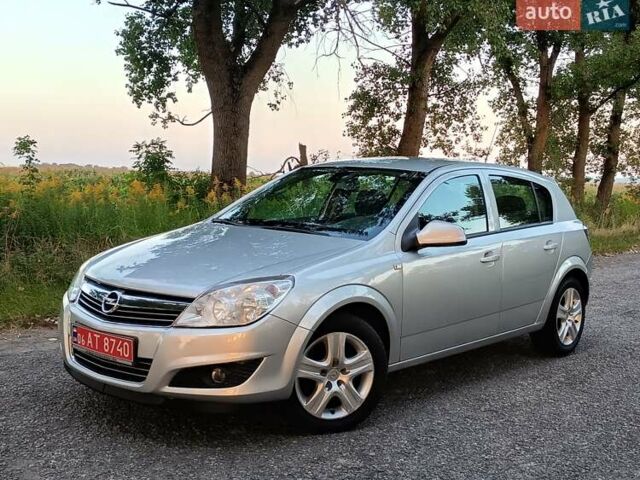 Сірий Опель Астра, об'ємом двигуна 1.6 л та пробігом 245 тис. км за 4750 $, фото 1 на Automoto.ua