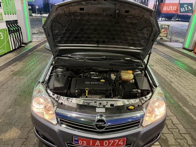 Серый Опель Астра, объемом двигателя 1.8 л и пробегом 180 тыс. км за 6290 $, фото 10 на Automoto.ua