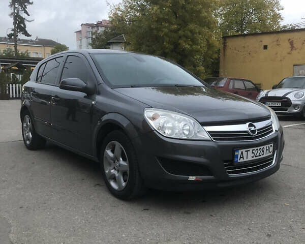 Сірий Опель Астра, об'ємом двигуна 1.69 л та пробігом 225 тис. км за 6100 $, фото 7 на Automoto.ua