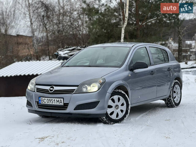 Сірий Опель Астра, об'ємом двигуна 1.4 л та пробігом 281 тис. км за 3200 $, фото 3 на Automoto.ua