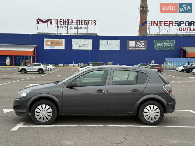 Сірий Опель Астра, об'ємом двигуна 1.4 л та пробігом 295 тис. км за 4600 $, фото 3 на Automoto.ua