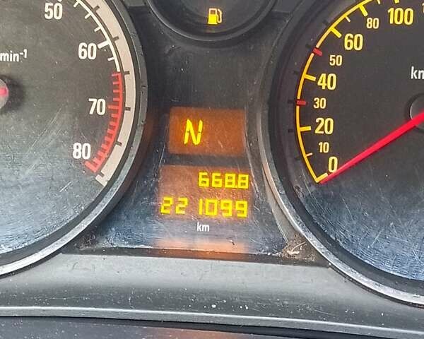 Серый Опель Астра, объемом двигателя 1.36 л и пробегом 222 тыс. км за 4400 $, фото 8 на Automoto.ua