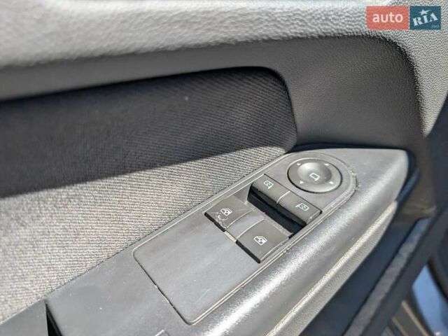 Опель Астра 2009 в Киеве на Automoto.ua Серый Опель Астра, объемом двигателя 1.25 л и пробегом 380 тыс. км за 4700 $, фото 15 на Automoto.ua