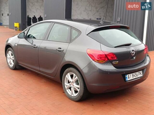 Серый Опель Астра, объемом двигателя 1.6 л и пробегом 141 тыс. км за 7999 $, фото 33 на Automoto.ua