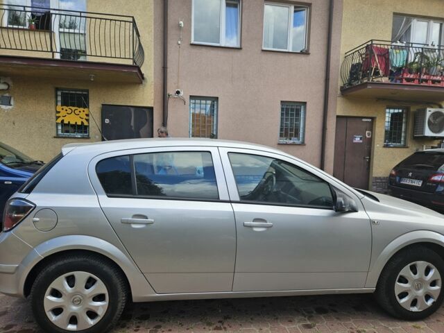 Сірий Опель Астра, об'ємом двигуна 1.4 л та пробігом 140 тис. км за 6200 $, фото 2 на Automoto.ua